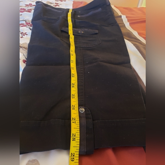Gloria Vanderbilt Crop Cargo Pants! - Picture 11 of 11